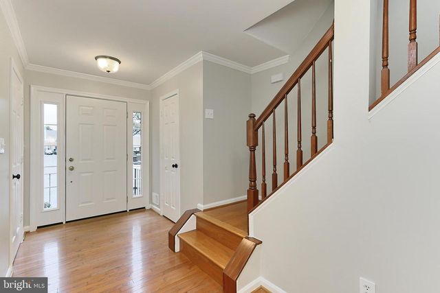 7447 DIGBY GRN, Alexandria, VA 22315