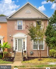 7447 DIGBY GRN, Alexandria, VA 22315