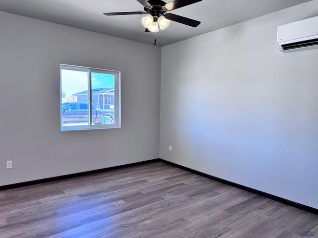 5613 BRIDGE DR, Rapid City, SD 57703