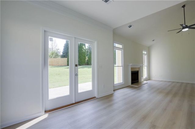 1116 Sadlers Close, Marietta, GA 30068