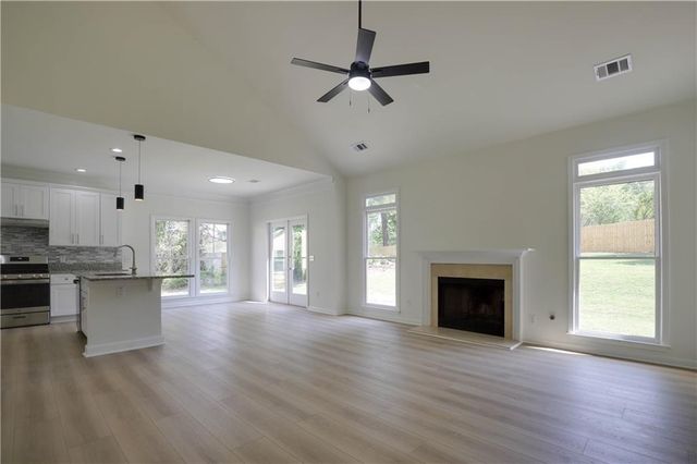 1116 Sadlers Close, Marietta, GA 30068