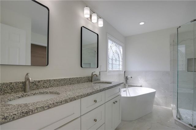 1116 Sadlers Close, Marietta, GA 30068