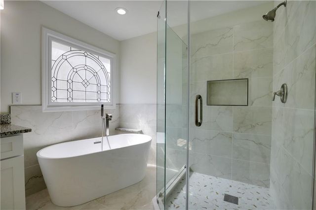 1116 Sadlers Close, Marietta, GA 30068