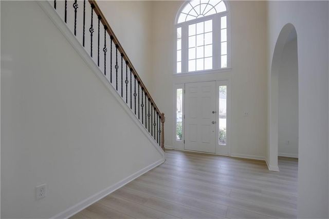 1116 Sadlers Close, Marietta, GA 30068