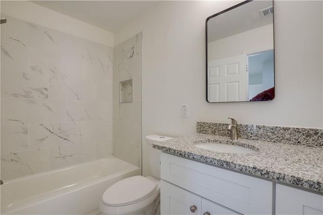 1116 Sadlers Close, Marietta, GA 30068