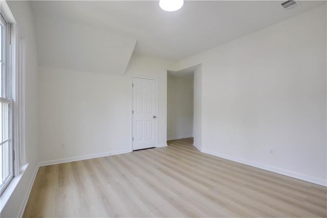 1116 Sadlers Close, Marietta, GA 30068