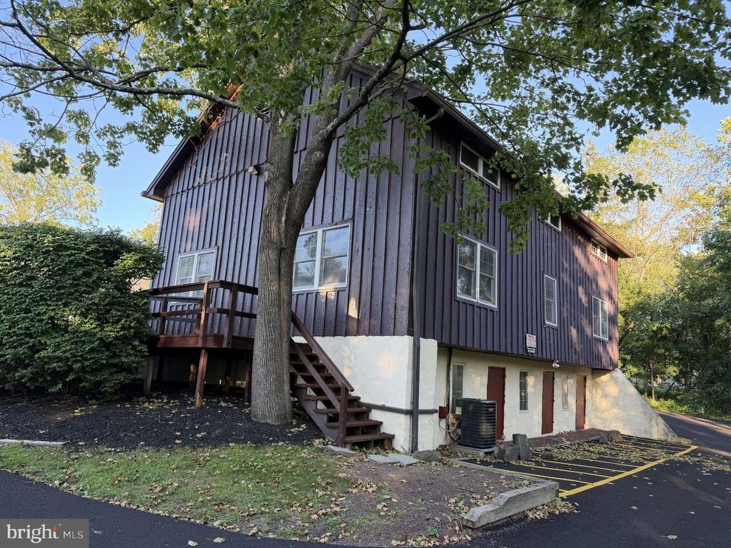 140 E BUTLER AVE #5, Chalfont, PA 18914 — photo 4