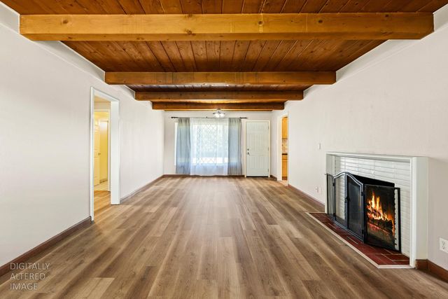 1203 Calhoun Way, Stockton, CA 95207