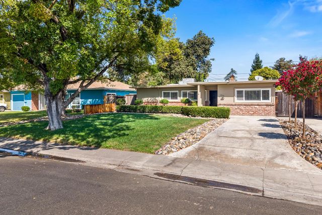 1203 Calhoun Way, Stockton, CA 95207