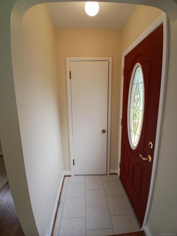 24675 Ridgecroft Avenue, Eastpointe, MI 48021