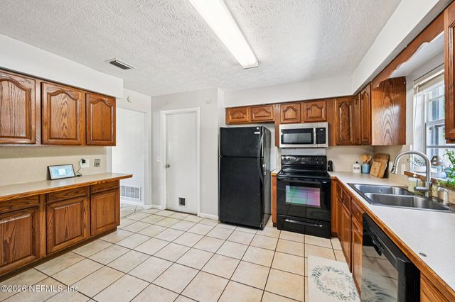 1370 BELLAIR Boulevard, Orange Park, FL 32073