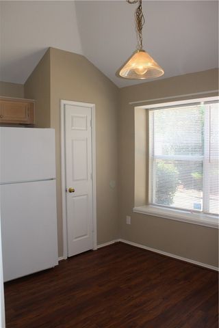 821 Lowe Drive, Cedar Hill, TX 75104