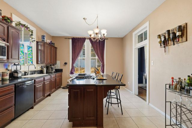 1727 Ursuline Street, Galveston, TX 77550