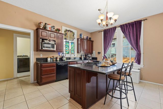 1727 Ursuline Street, Galveston, TX 77550