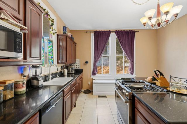 1727 Ursuline Street, Galveston, TX 77550