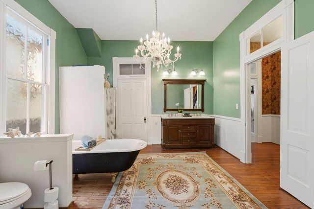 1727 Ursuline Street, Galveston, TX 77550