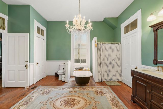 1727 Ursuline Street, Galveston, TX 77550