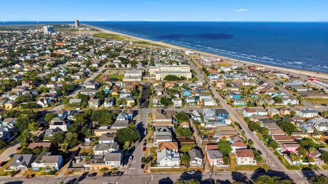 1727 Ursuline Street, Galveston, TX 77550
