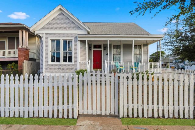 1727 Ursuline Street, Galveston, TX 77550