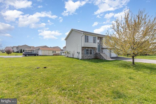 10700 THORNWOOD ROAD, Shippensburg, PA 17257