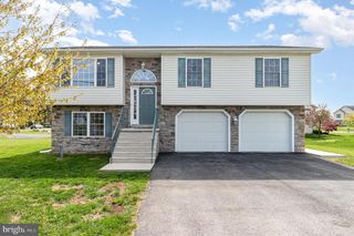 10700 THORNWOOD ROAD, Shippensburg, PA 17257