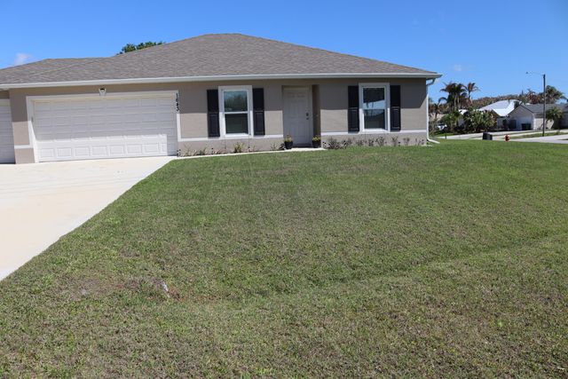 1643 SE Ocean Lane, Port St. Lucie, Port St Lucie, FL 34983