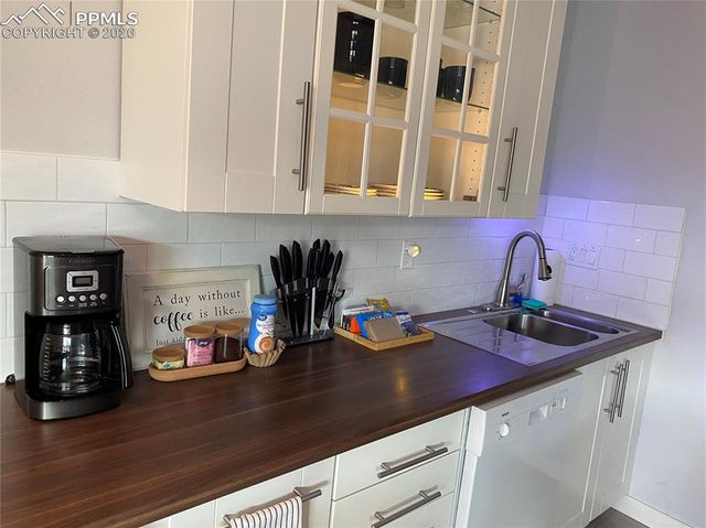 5030 El Camino Drive 6, Colorado Springs, CO 80918