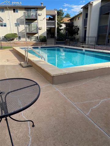 5030 El Camino Drive 6, Colorado Springs, CO 80918