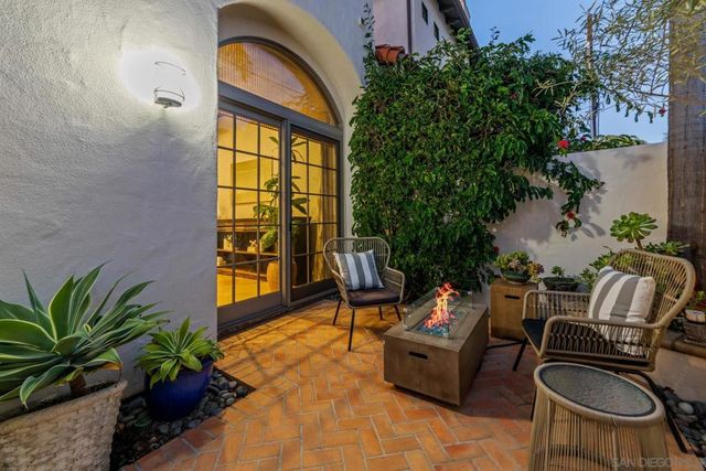 937 F Ave, Coronado, CA 92118