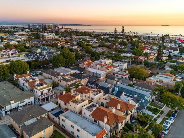 937 F Ave, Coronado, CA 92118