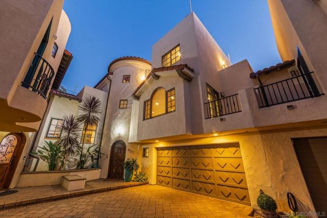 937 F Ave, Coronado, CA 92118