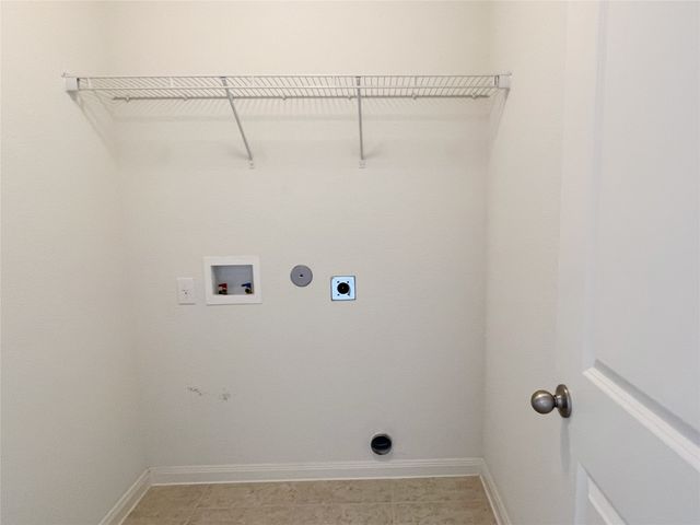 1586 Twin Hills Way, Princeton, TX 75407