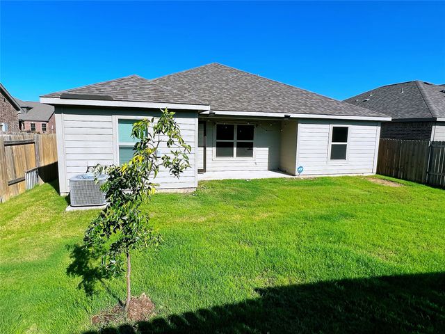 1586 Twin Hills Way, Princeton, TX 75407