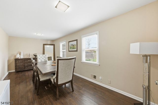 125 Linden Ave, Bound Brook Boro, NJ 08805