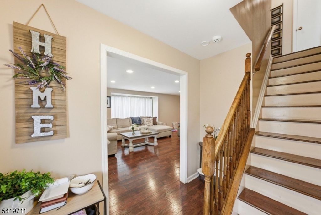 125 Linden Ave, Bound Brook Boro, NJ 08805 — photo 5