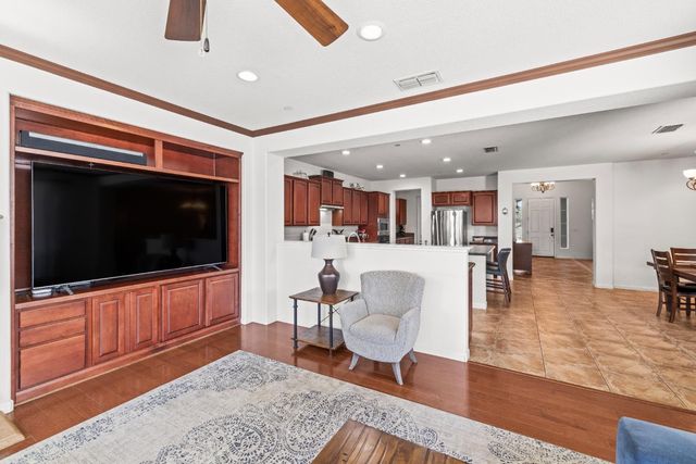 1198 Davmore Ln, Lincoln, CA 95648