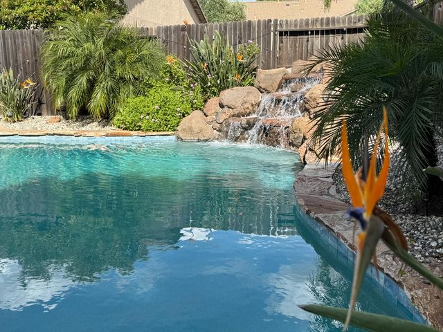 1198 Davmore Ln, Lincoln, CA 95648