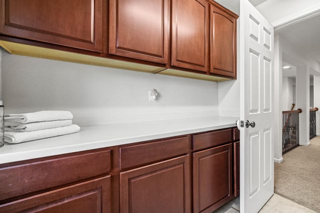 1198 Davmore Ln, Lincoln, CA 95648