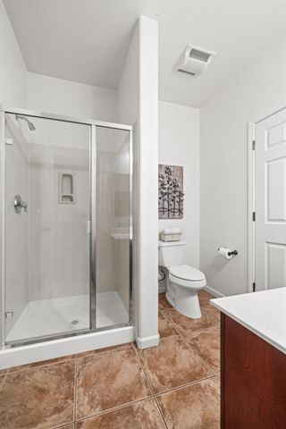 1198 Davmore Ln, Lincoln, CA 95648