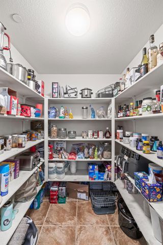 1198 Davmore Ln, Lincoln, CA 95648