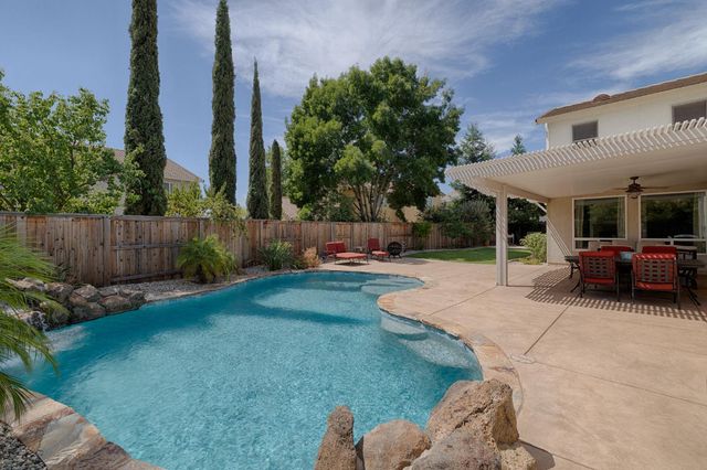 1198 Davmore Ln, Lincoln, CA 95648