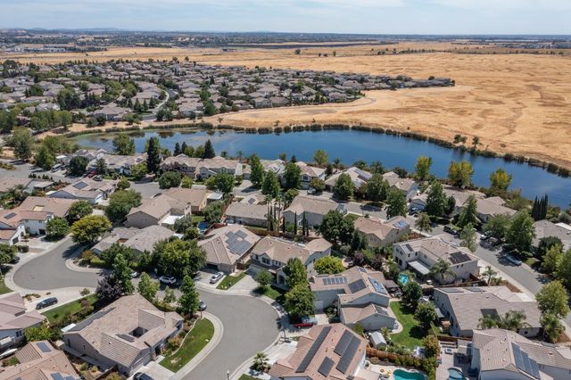 1198 Davmore Ln, Lincoln, CA 95648