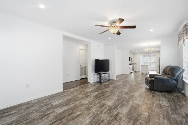 14 Hagop Road, Salem, NH 03079