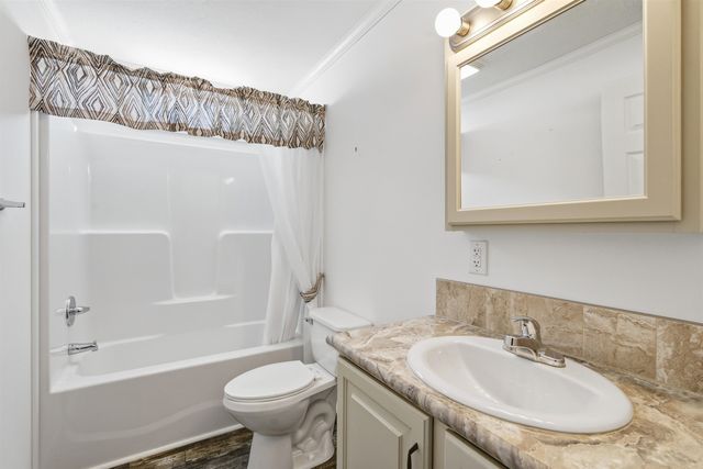 14 Hagop Road, Salem, NH 03079