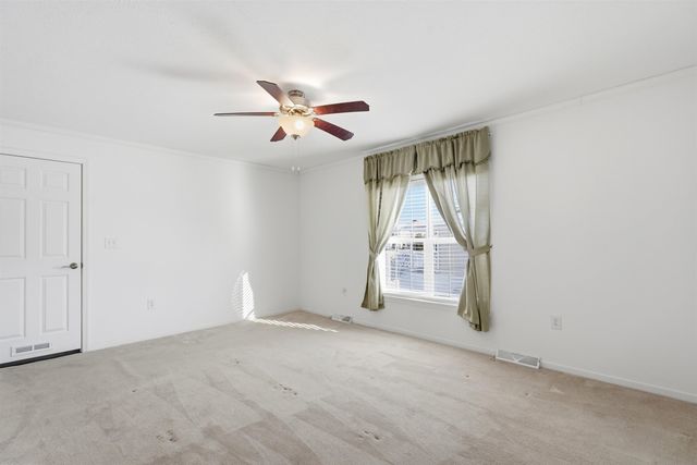 14 Hagop Road, Salem, NH 03079