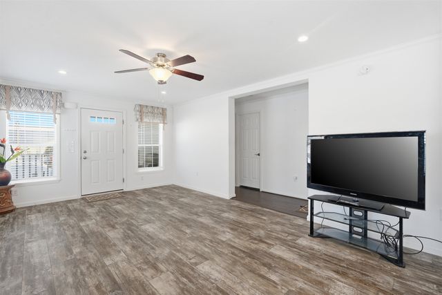 14 Hagop Road, Salem, NH 03079