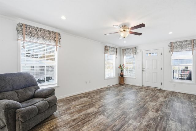 14 Hagop Road, Salem, NH 03079