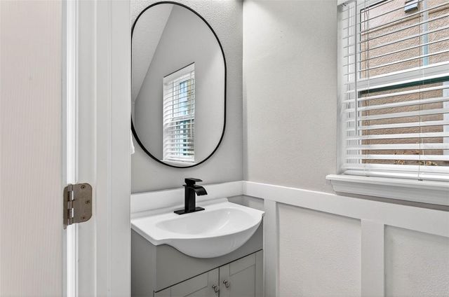 14310 BARRINGTON STOWERS DRIVE, Lithia, FL 33547