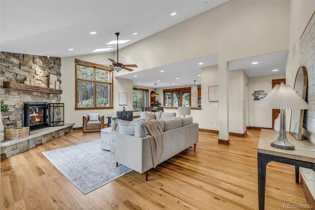 255 Peakview Road, Boulder, CO 80302