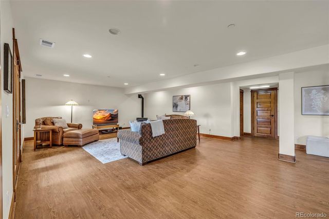 255 Peakview Road, Boulder, CO 80302